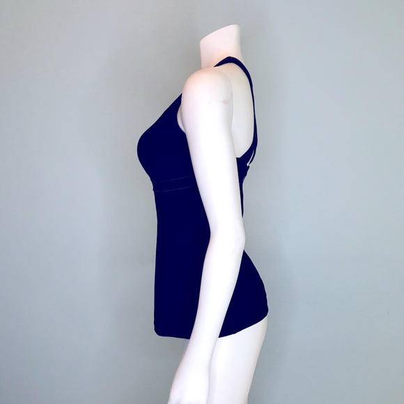 lululemon Run: Fast Track Tank *Built in Bra* - Picture 8 of 9